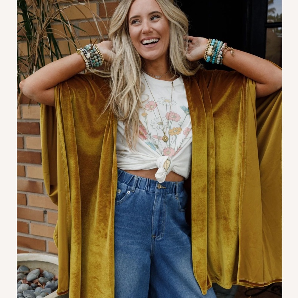 The Nest Savoy Velvet Kimono - Marigold - S/M